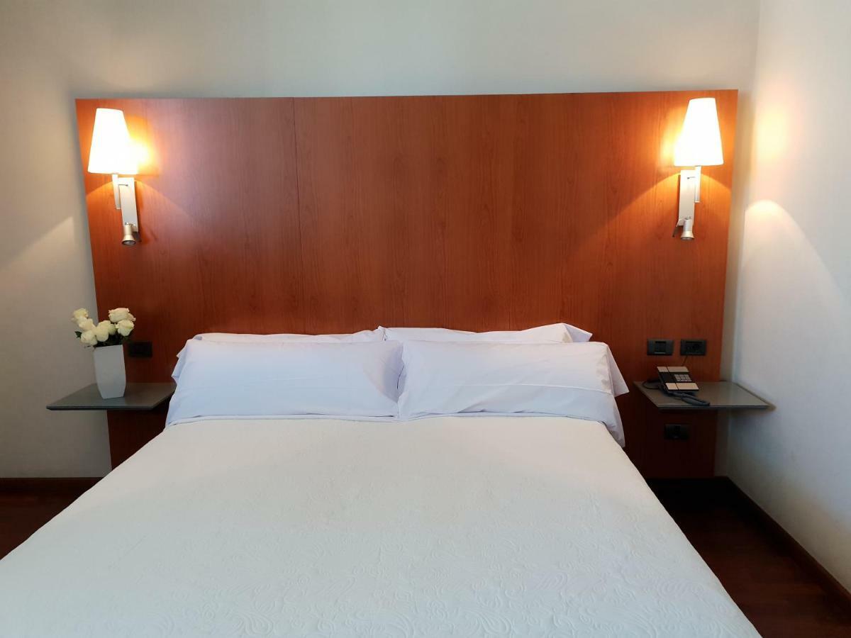 Hotel Sant Bonifaci Petrer Elda Zewnętrze zdjęcie